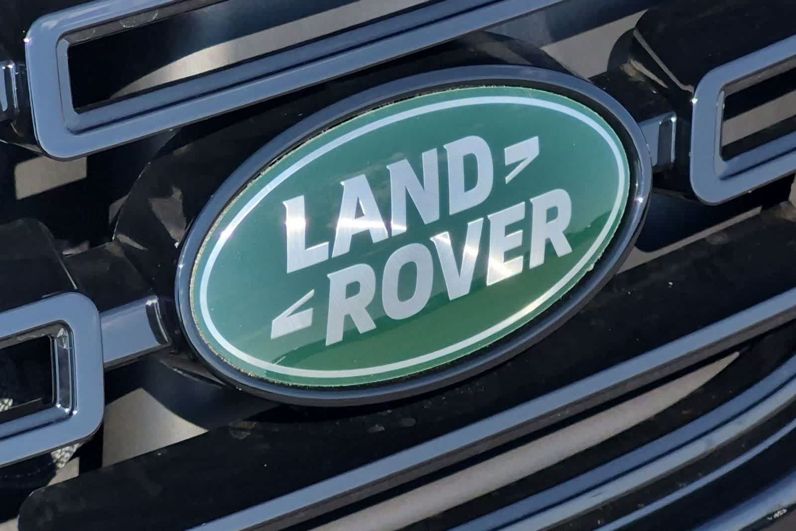 New 2026 Land Rover Range Rover Velar S AWD/4WD image 11
