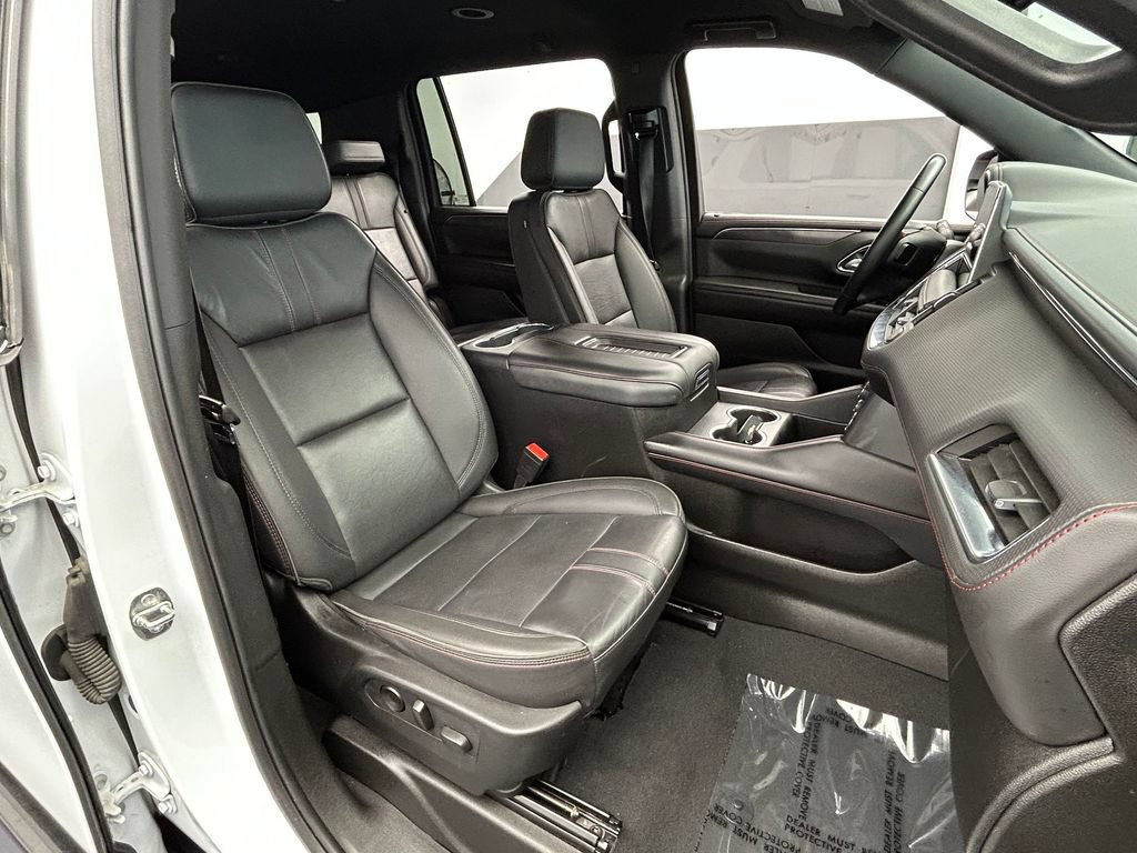 Used 2024 Chevrolet Suburban RST RWD image 52