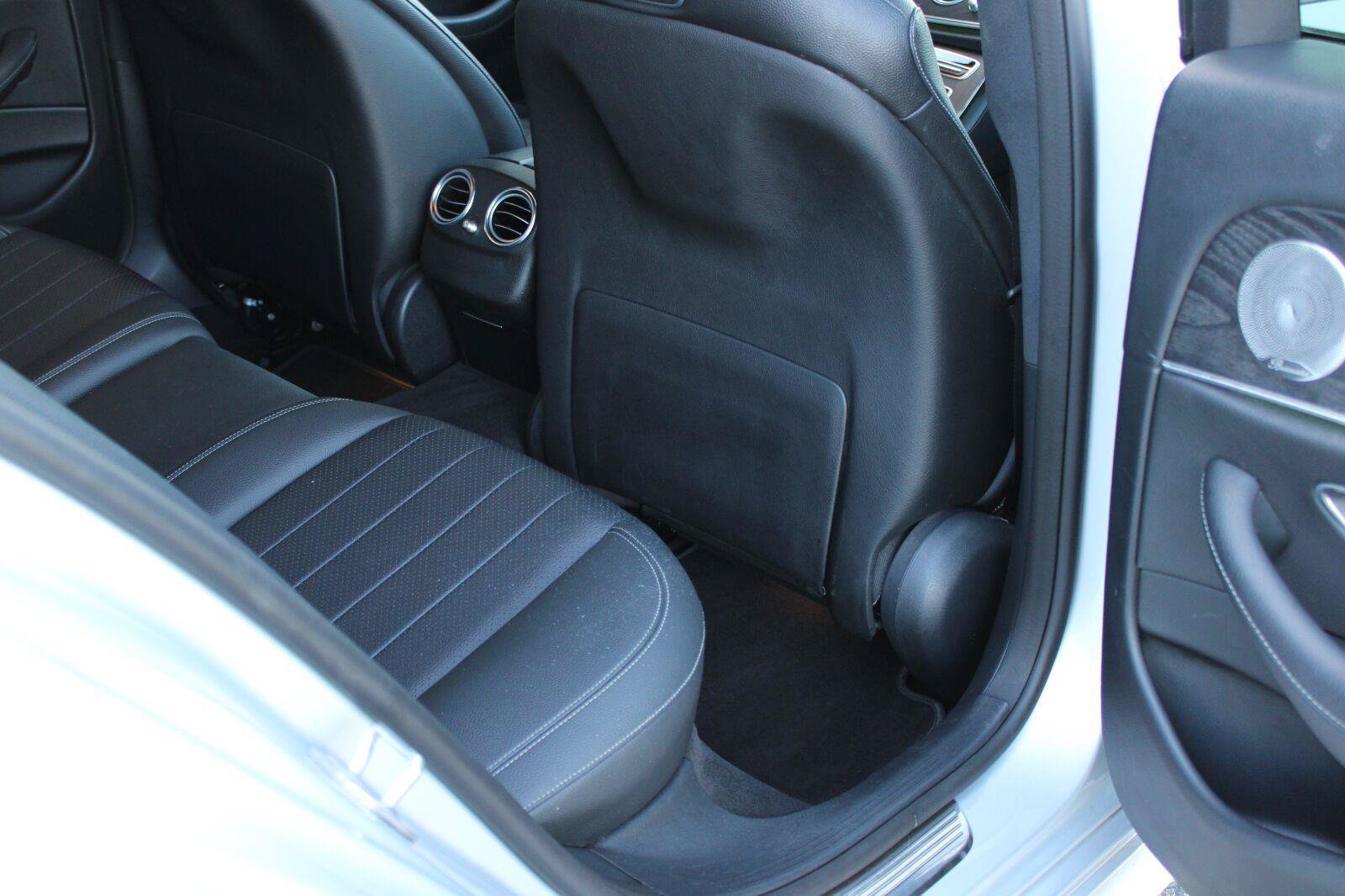 Used 2018 Mercedes-Benz E 300 image 42