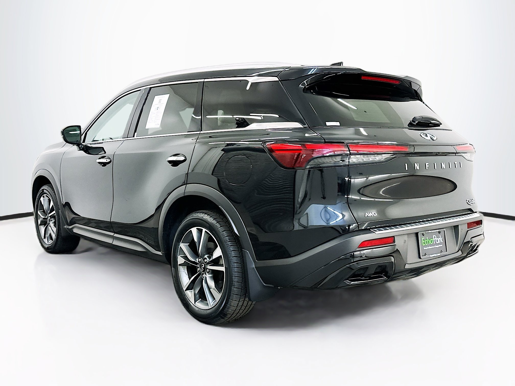 Used 2023 INFINITI QX60 Luxe w/ Cargo Package AWD/4WD image 5