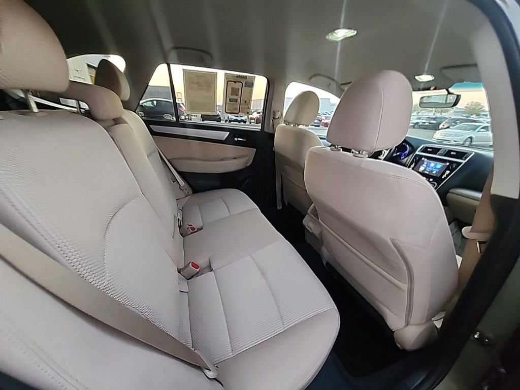 Used 2018 Subaru Outback 2.5i Premium image 30