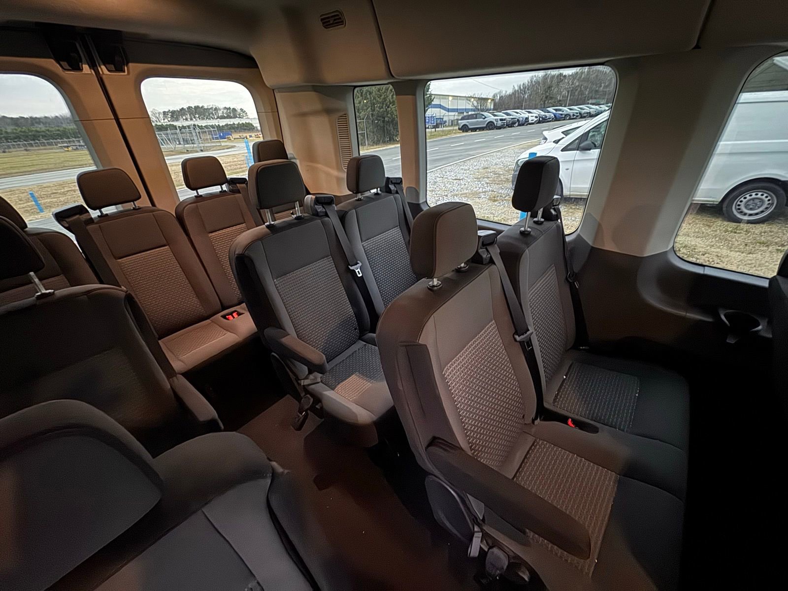 Used 2024 Ford Transit 350 XLT image 33