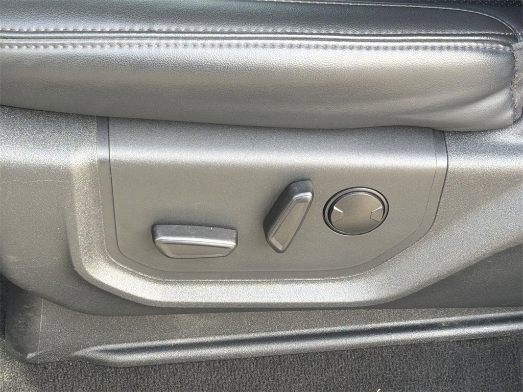 Used 2024 Ford Expedition XLT image 22