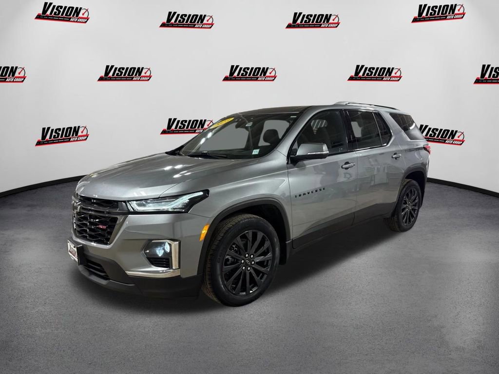 Used 2023 Chevrolet Traverse RS