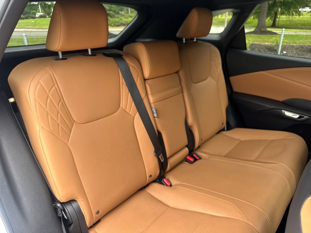 Used 2023 Lexus RX 350 Premium w/ Accessory Package (Z1) FWD image 34