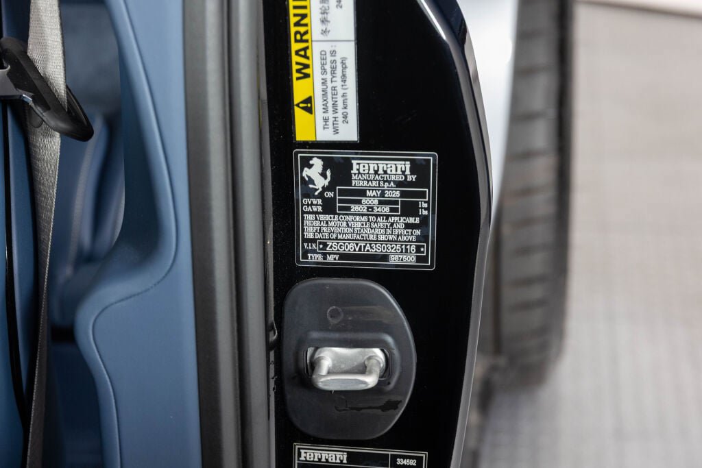 Certified 2025 Ferrari Purosangue AWD/4WD image 76