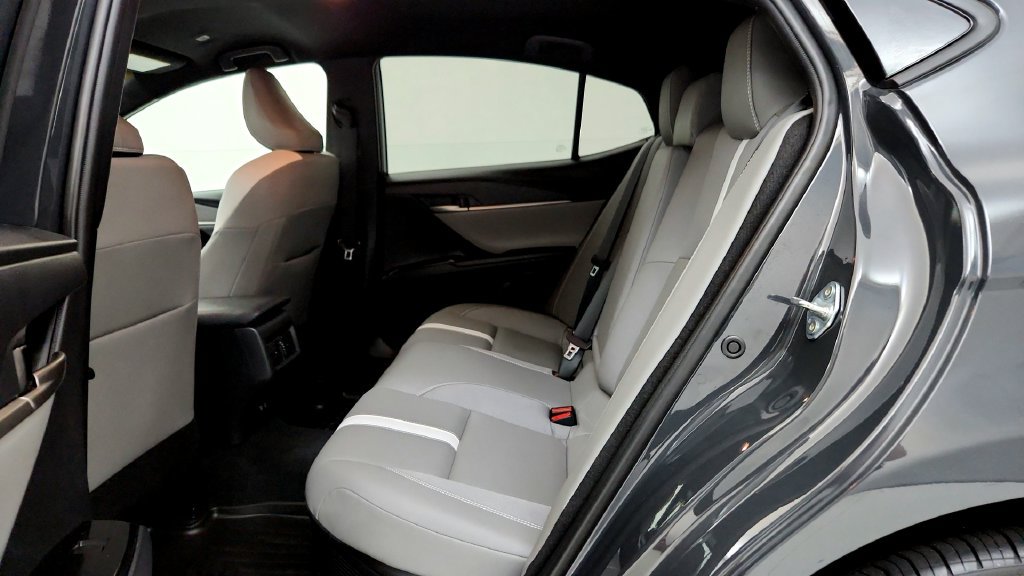 Certified 2026 Toyota Camry SE AWD/4WD image 27