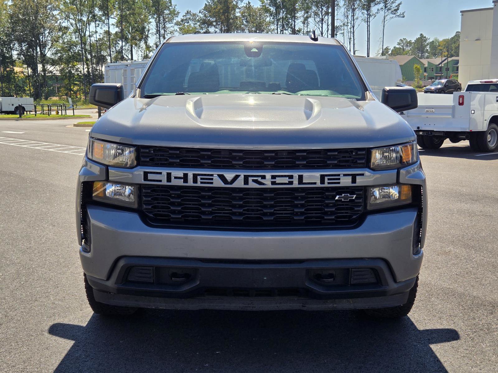 Used 2021 Chevrolet Silverado 1500 Custom w/ LPO, Dark Essentials Package RWD image 3