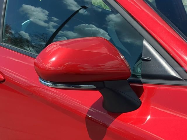 Used 2025 Toyota Camry SE image 12