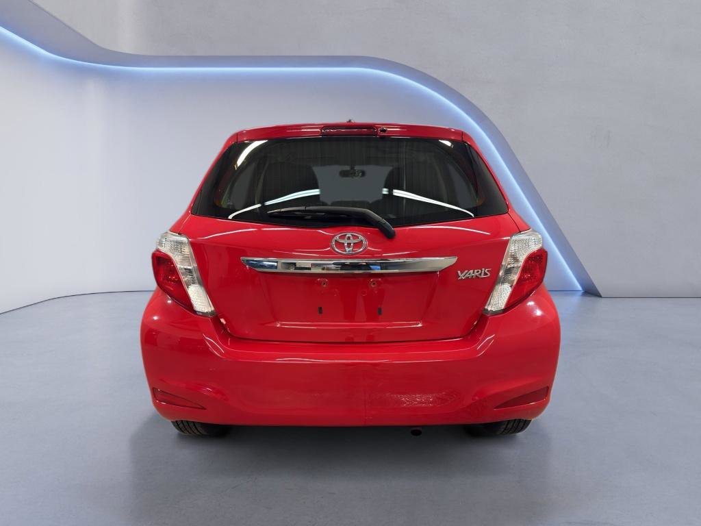 Used 2014 Toyota Yaris L FWD image 5
