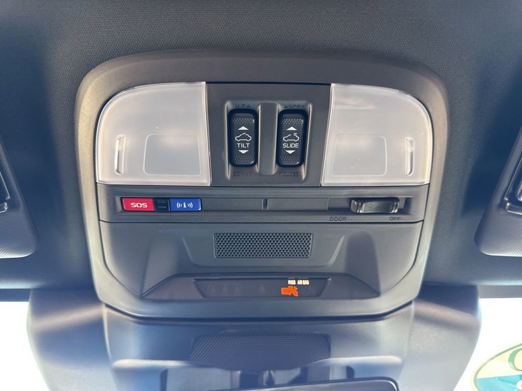 Used 2025 Subaru Crosstrek 2.5i Sport w/ Crosstrek Mirror Package image 24