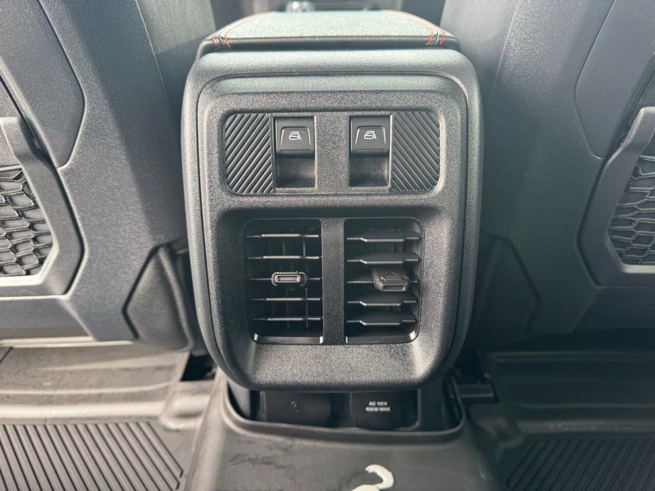 Used 2025 Ford Bronco Big Bend w/ Black Diamond Package image 30