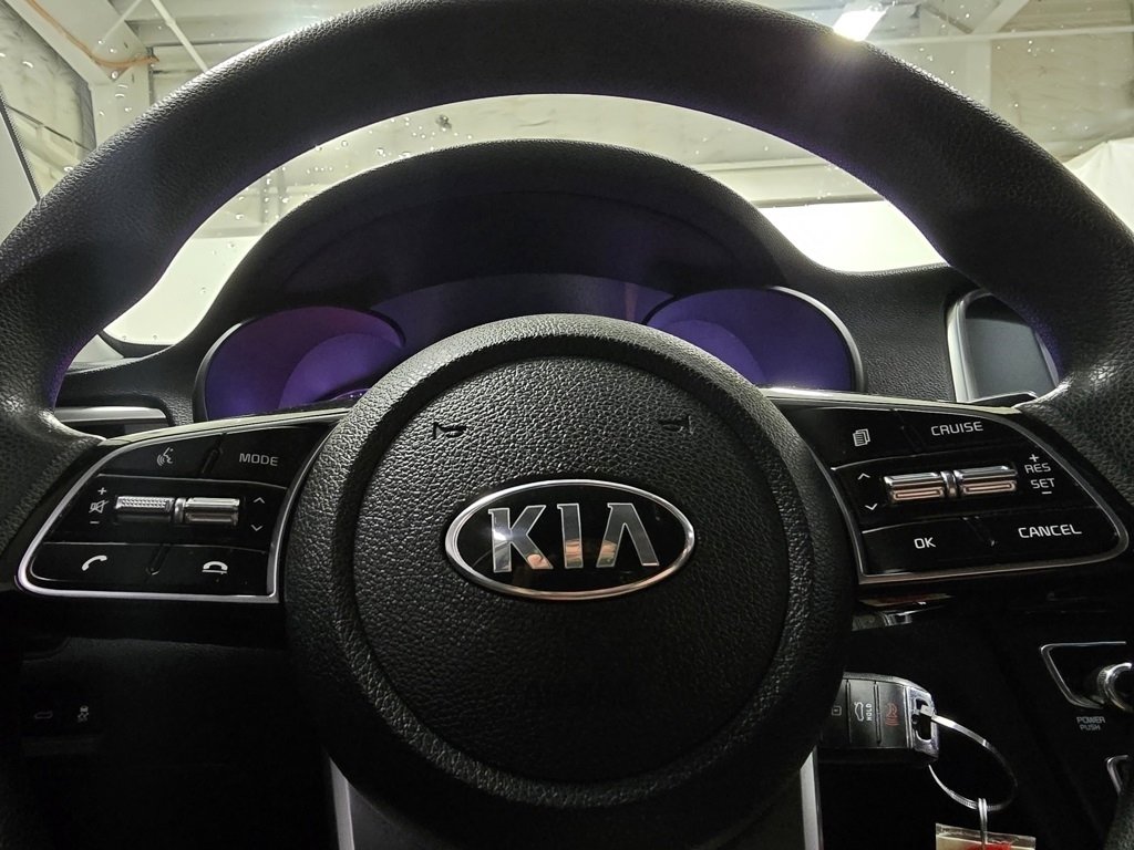 Used 2020 Kia Optima LX image 24