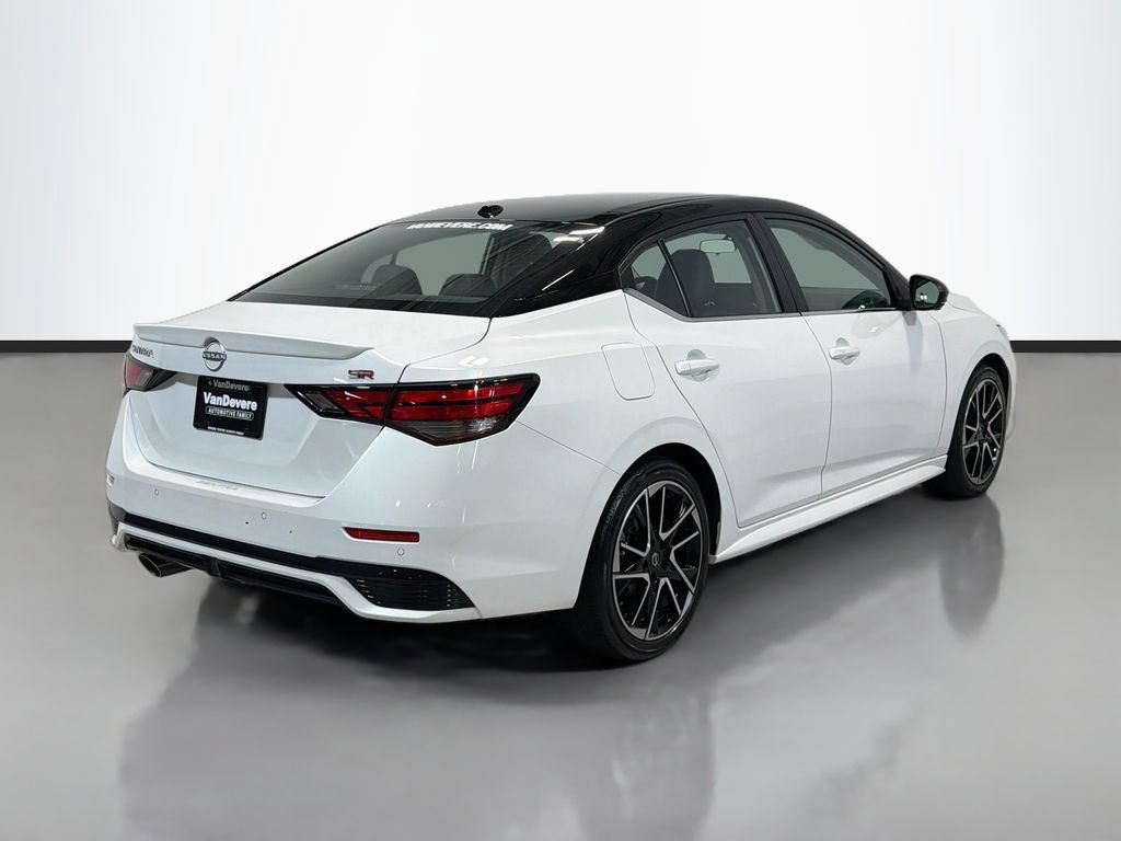 Used 2024 Nissan Sentra SR w/ SR Premium Package FWD image 9