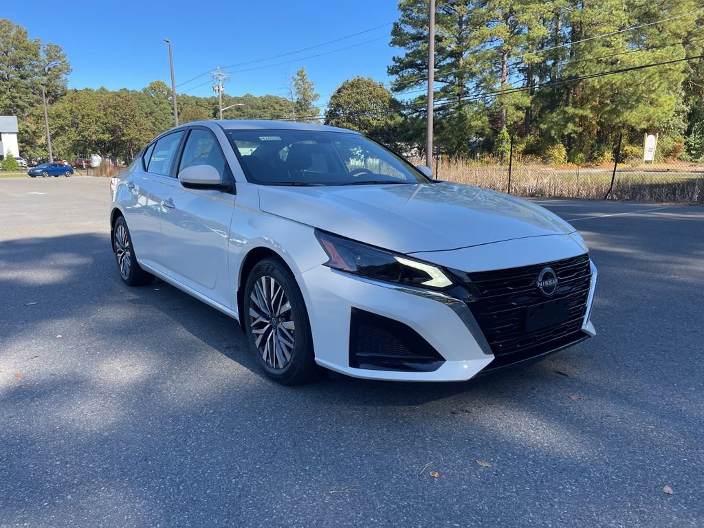 New 2025 Nissan Altima 2.5 SV w/ SV Premium Package image 4