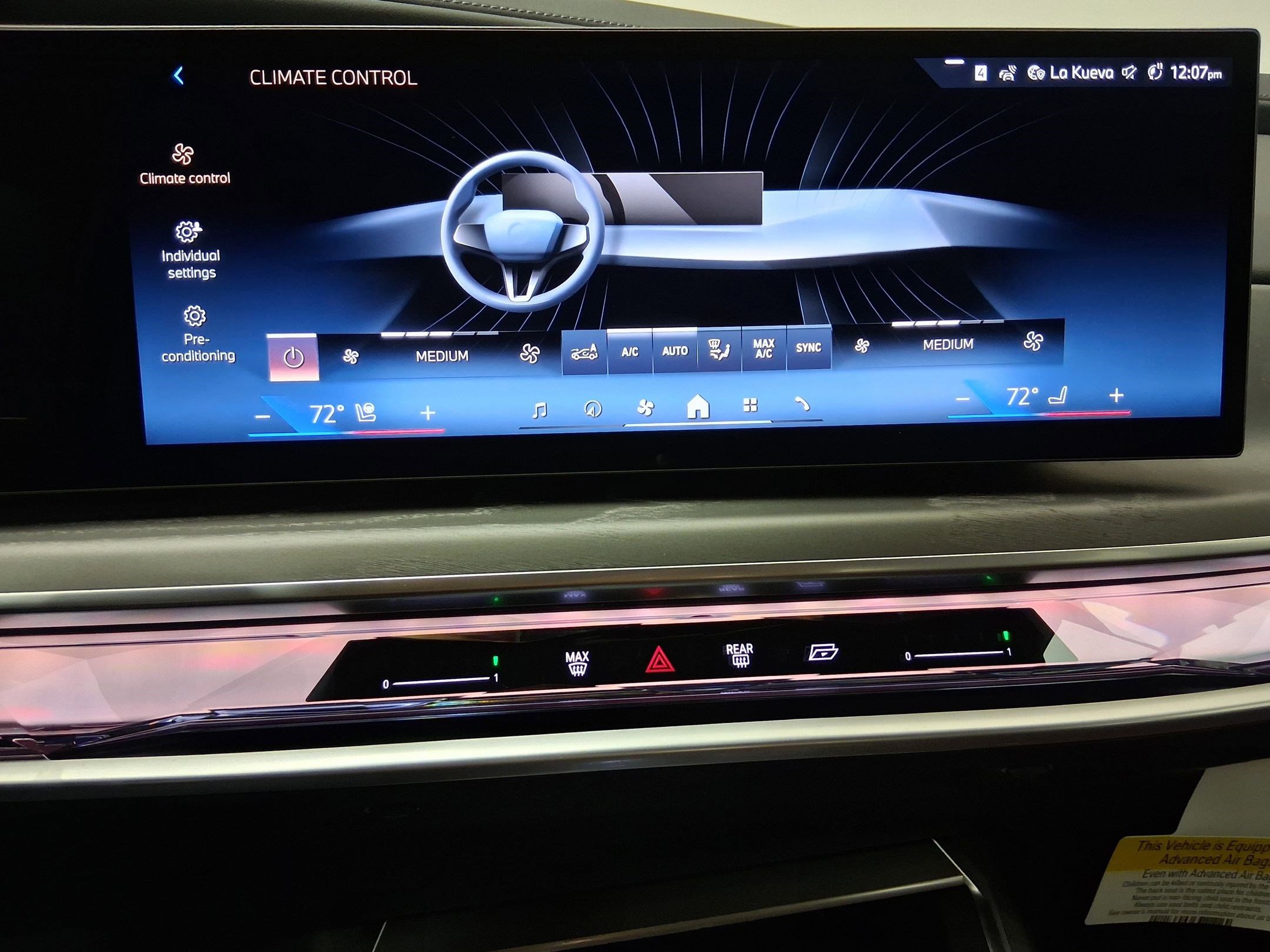 New 2026 BMW 750e xDrive w/ Premium Package AWD/4WD image 23