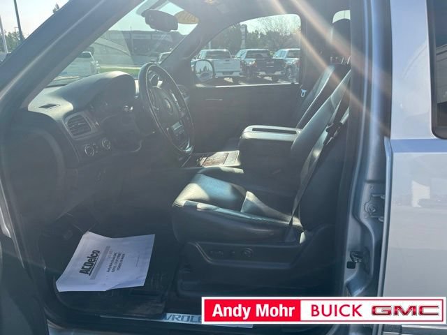 Used 2014 Chevrolet Tahoe LTZ AWD/4WD image 19