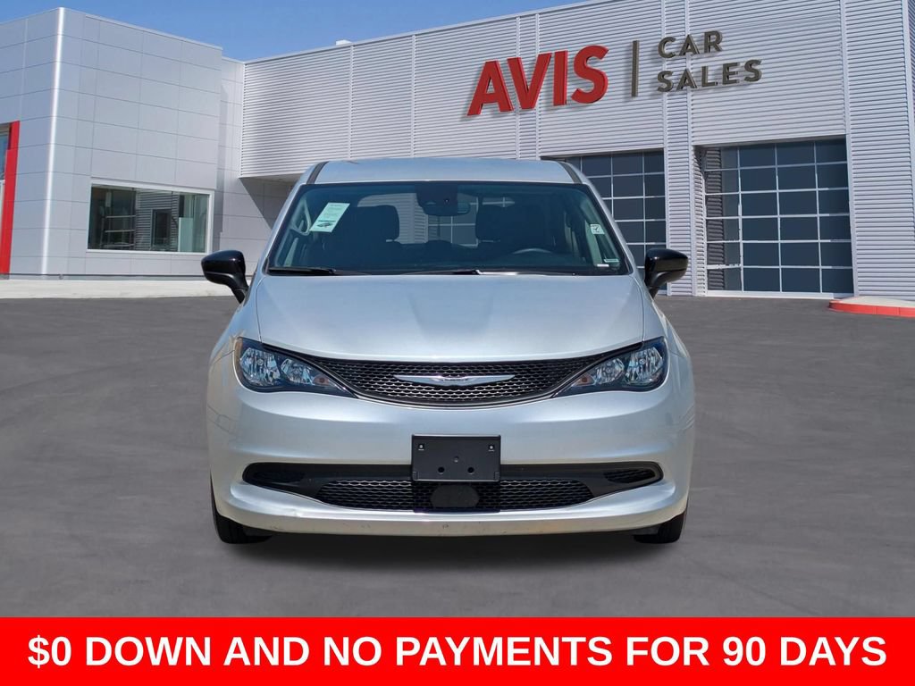 Used 2024 Chrysler Voyager LX FWD image 2
