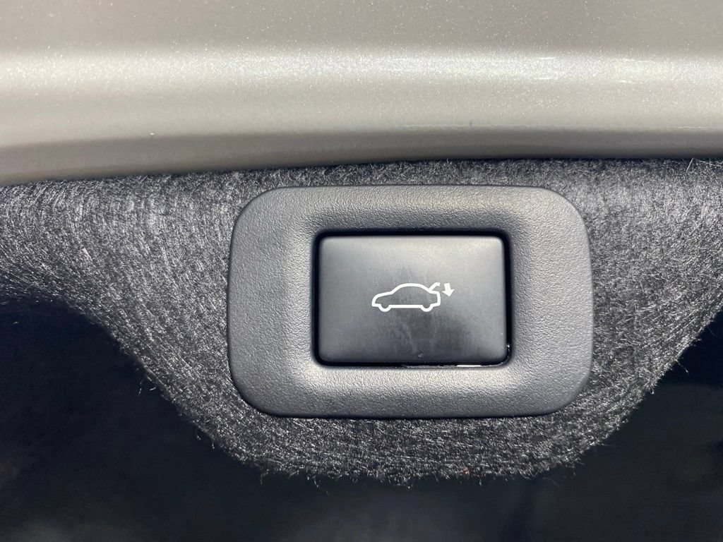 Used 2025 Lexus ES 300h Ultra Luxury FWD image 30
