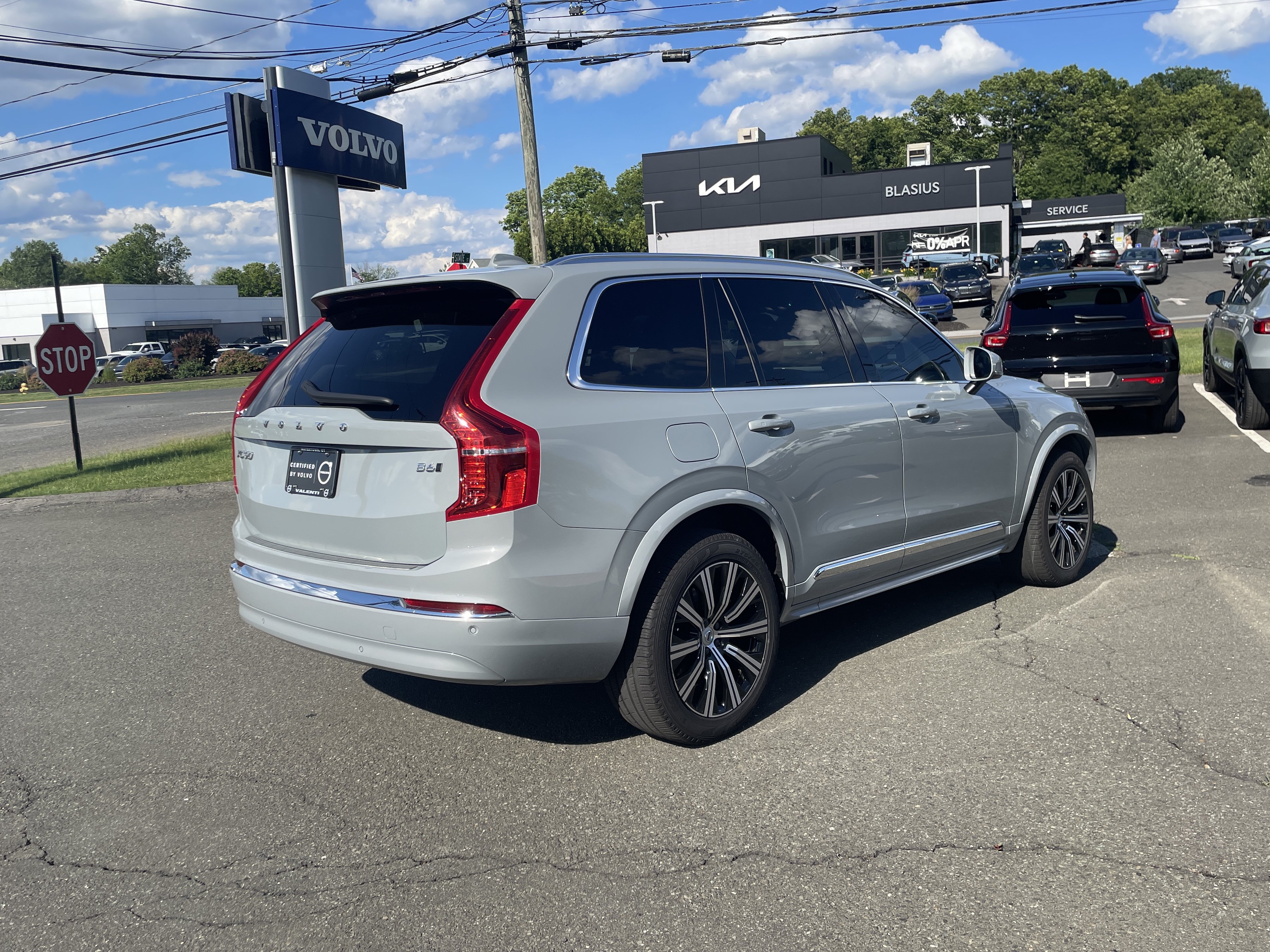 Certified 2024 Volvo XC90 B6 Core w/ Protection Package Premier AWD/4WD image 6