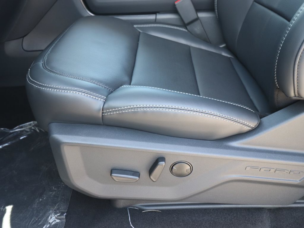 New 2027 Ford Expedition Platinum w/ Driver's Package RWD image 19