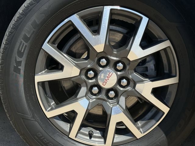Used 2021 GMC Acadia SLE AWD/4WD image 10