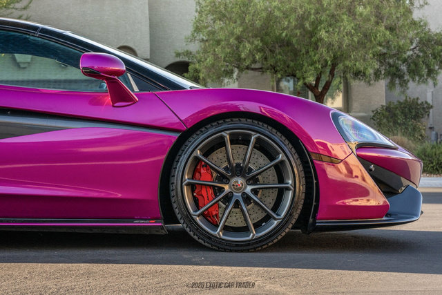 Used 2018 McLaren 570S Spider RWD image 45