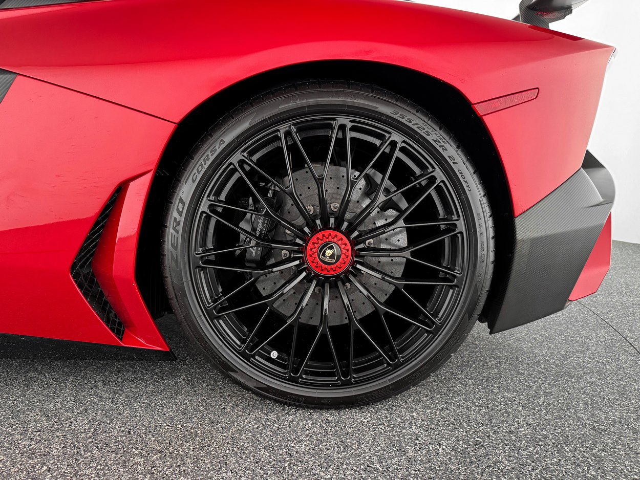 Used 2016 Lamborghini Aventador LP 750-4 Superveloce image 27