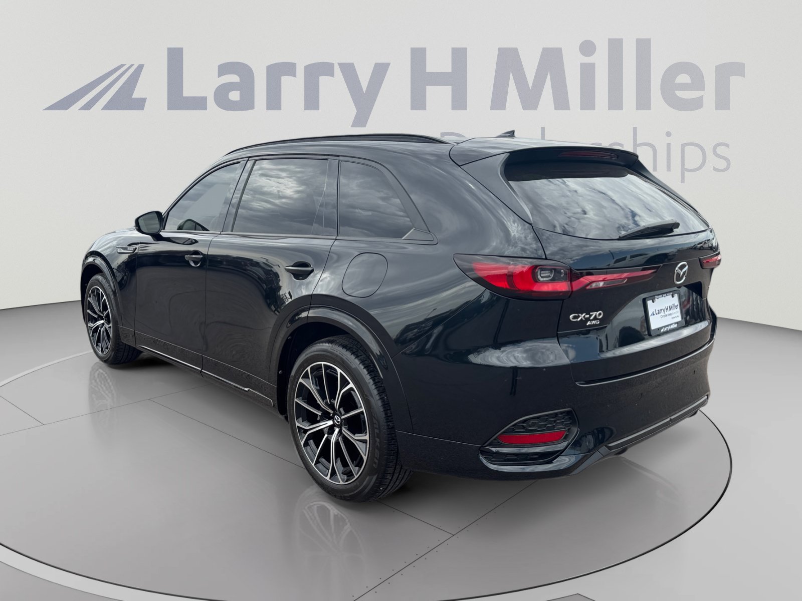 Used 2025 MAZDA CX-70 3.3 Turbo S w/ Premium Package AWD/4WD image 3