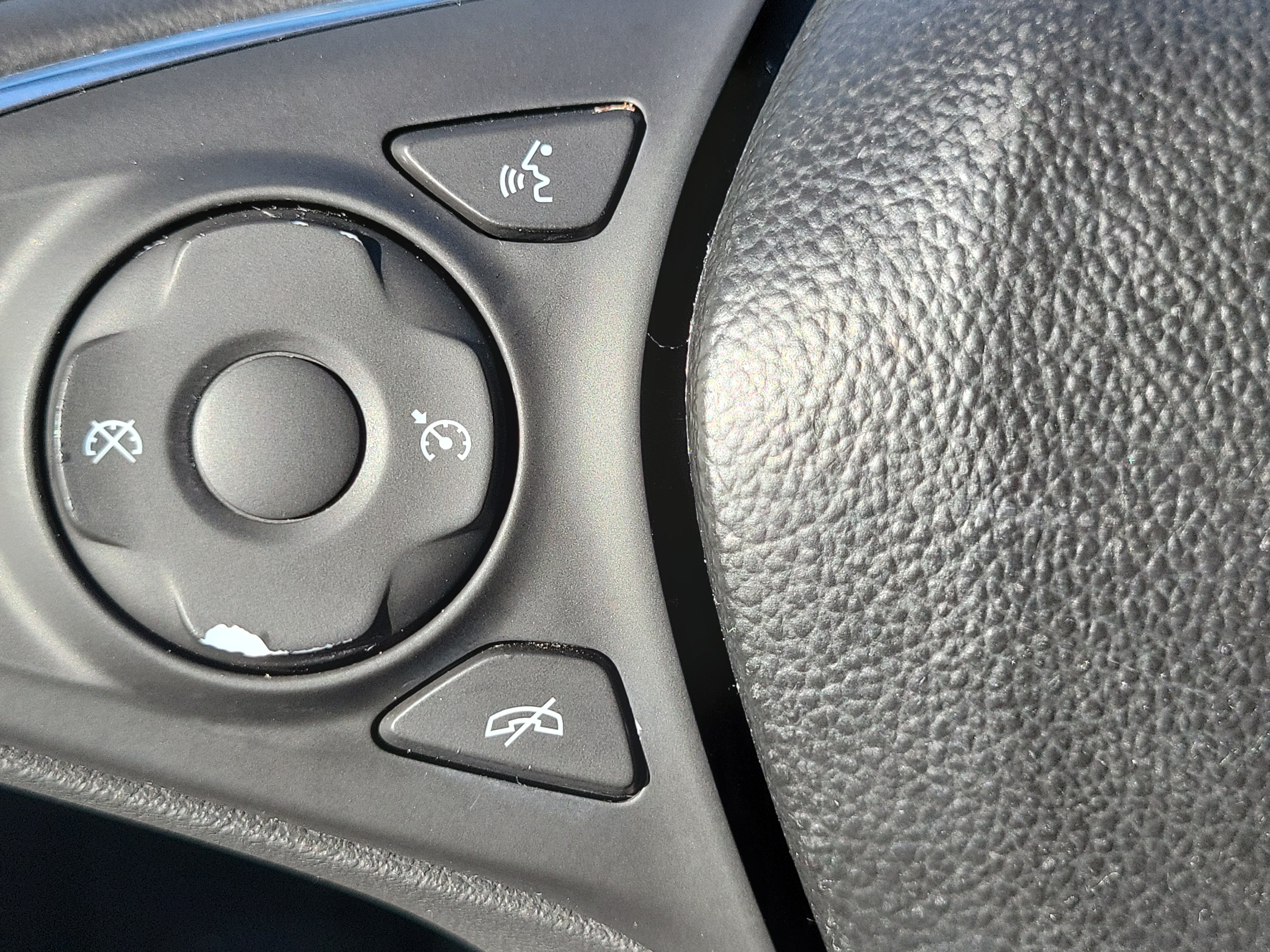 Used 2020 Buick Envision Preferred FWD image 19