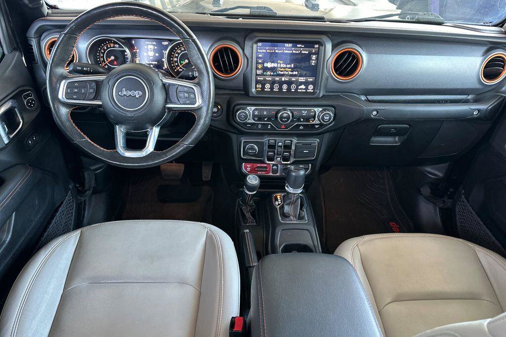 Used 2023 Jeep Gladiator Mojave w/ Cold Weather Group AWD/4WD image 13