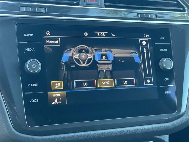Used 2022 Volkswagen Tiguan SE image 13