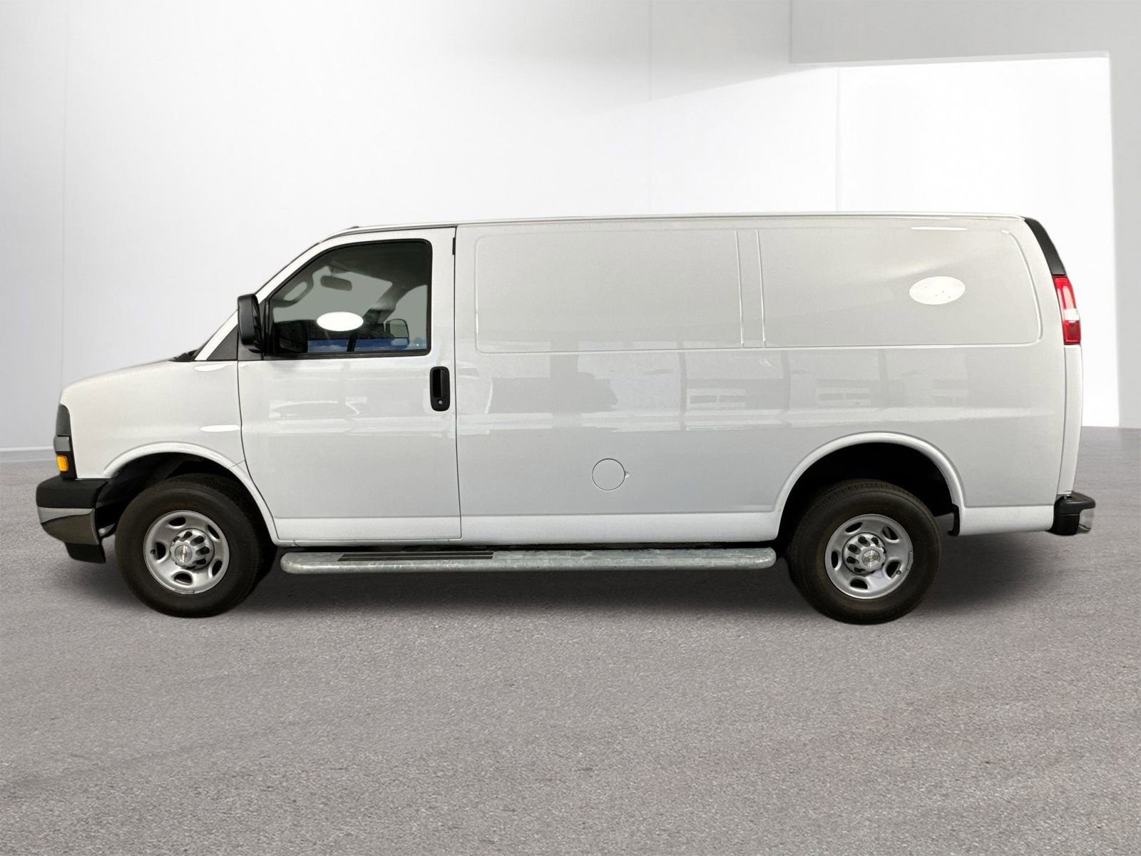 Used 2023 Chevrolet Express 2500 w/ Driver Convenience Package image 27