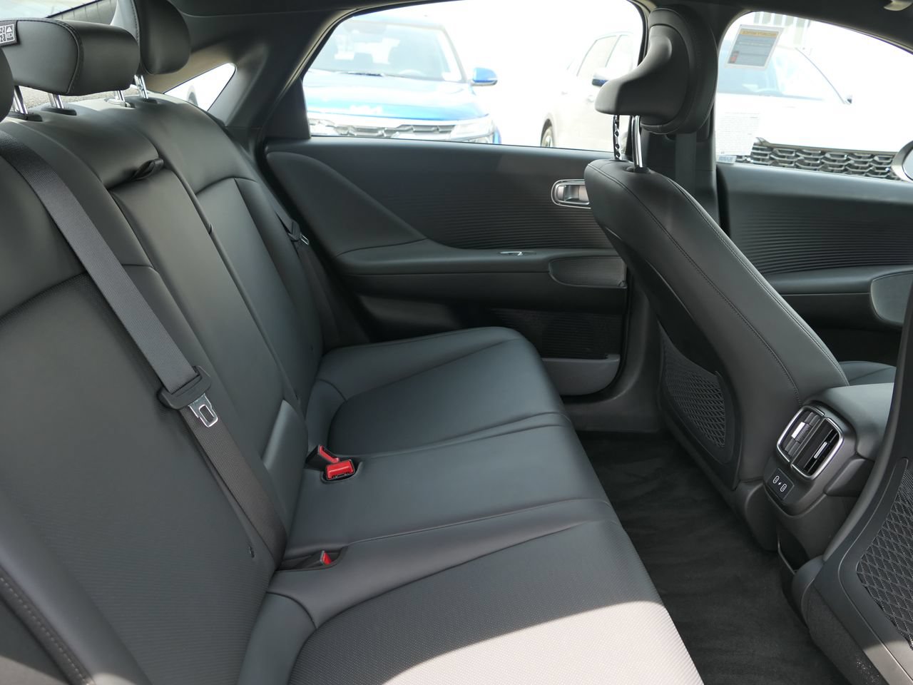 Used 2024 Hyundai Ioniq 6 SEL RWD image 28