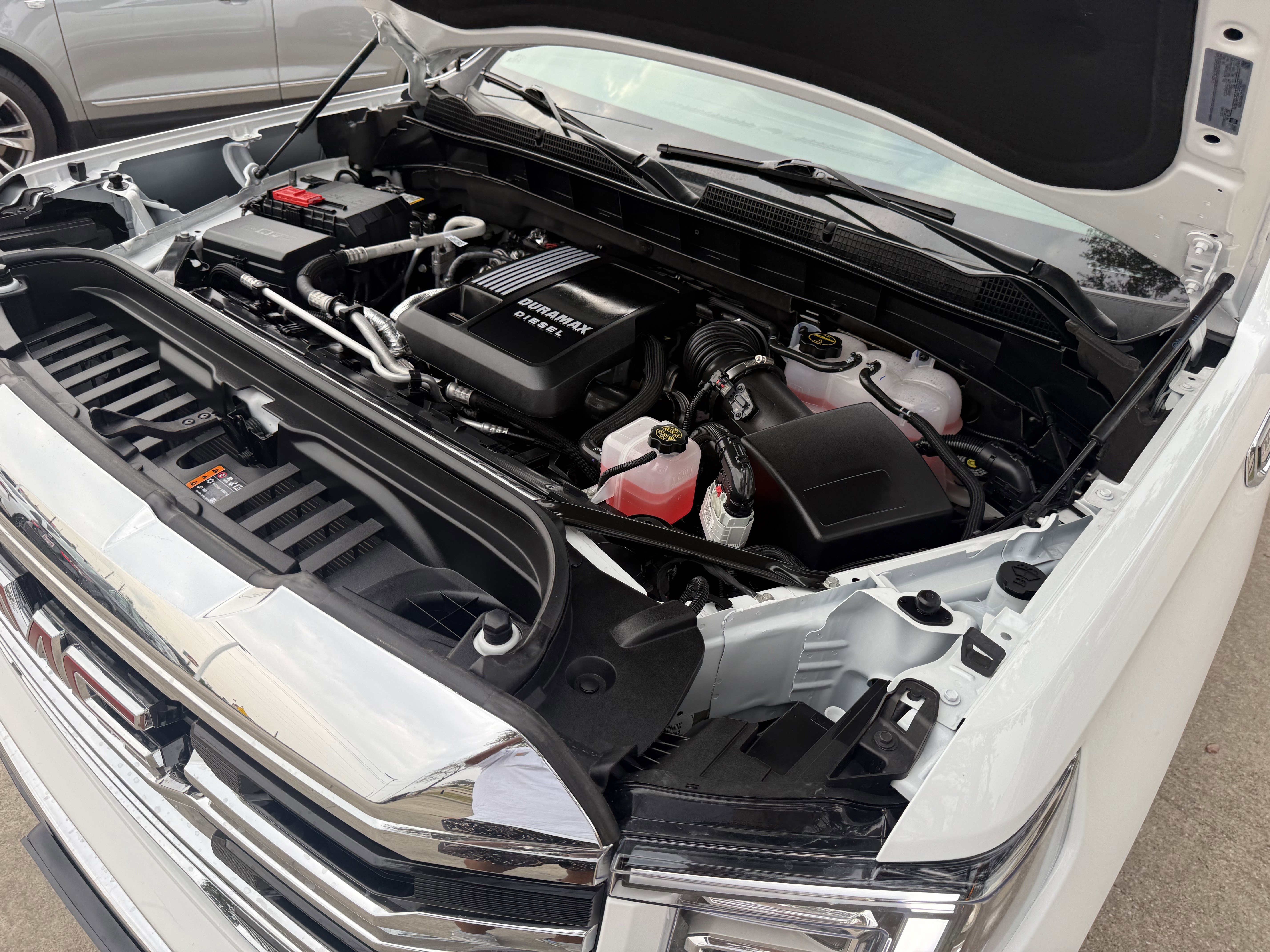 Used 2026 GMC Sierra 1500 SLT image 36