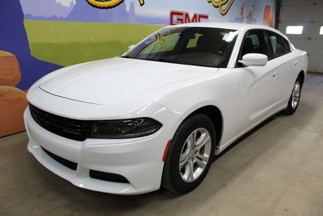 Used 2022 Dodge Charger SXT RWD image 8