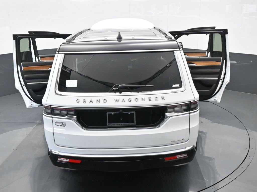 Used 2024 Jeep Grand Wagoneer Series III AWD/4WD image 62