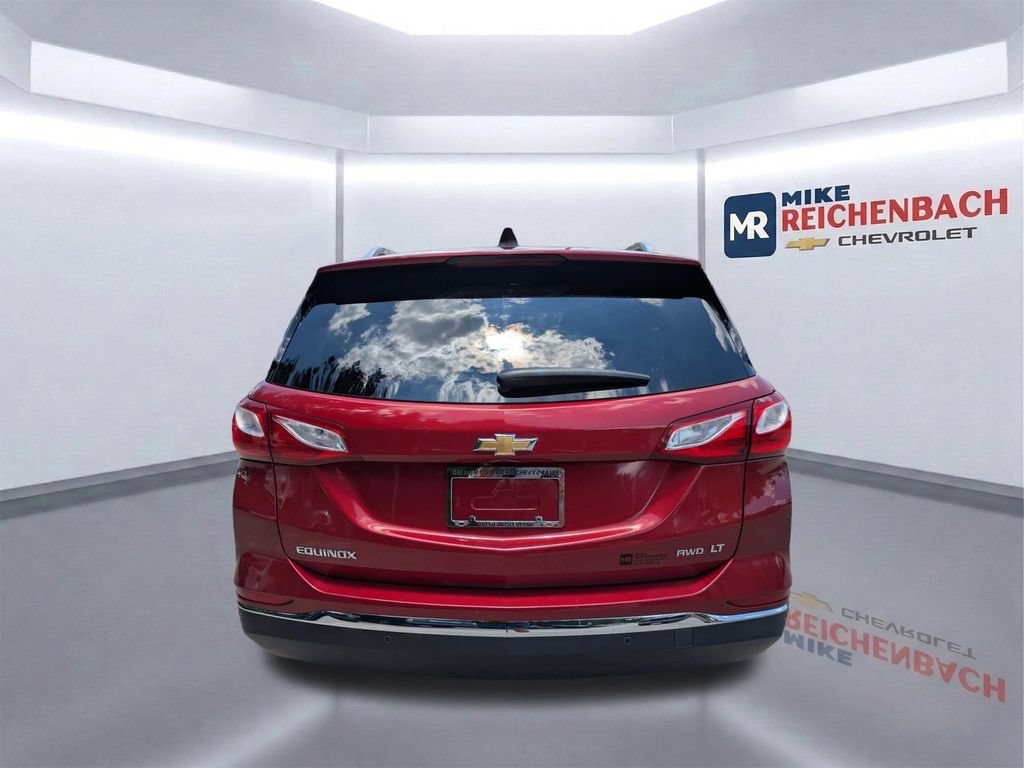 Used 2018 Chevrolet Equinox LT w/ Sun & Infotainment Package AWD/4WD image 5