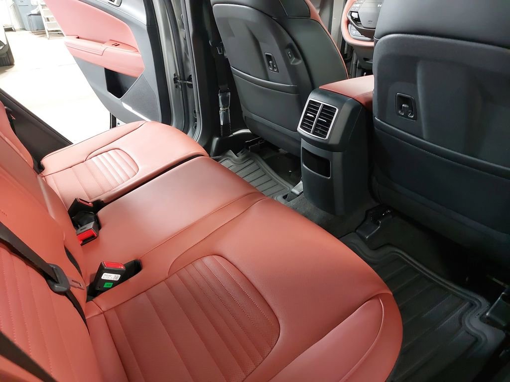 New 2026 Kia Sportage SX image 11