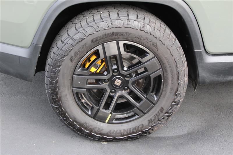 Used 2022 Rivian R1T Launch Edition image 9