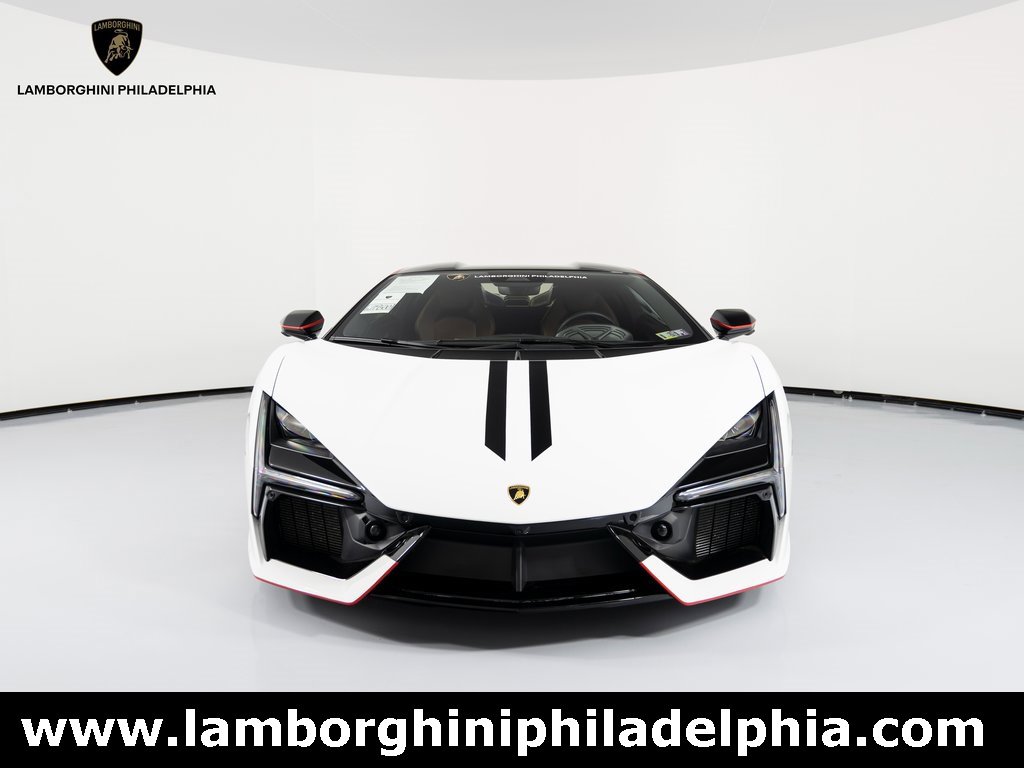 Used 2024 Lamborghini Revuelto video 2