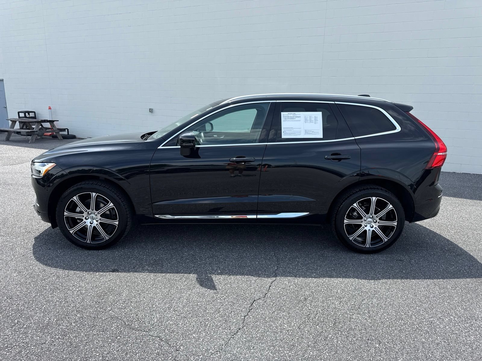 Used 2021 Volvo XC60 T5 Inscription w/ Climate Package AWD/4WD image 4