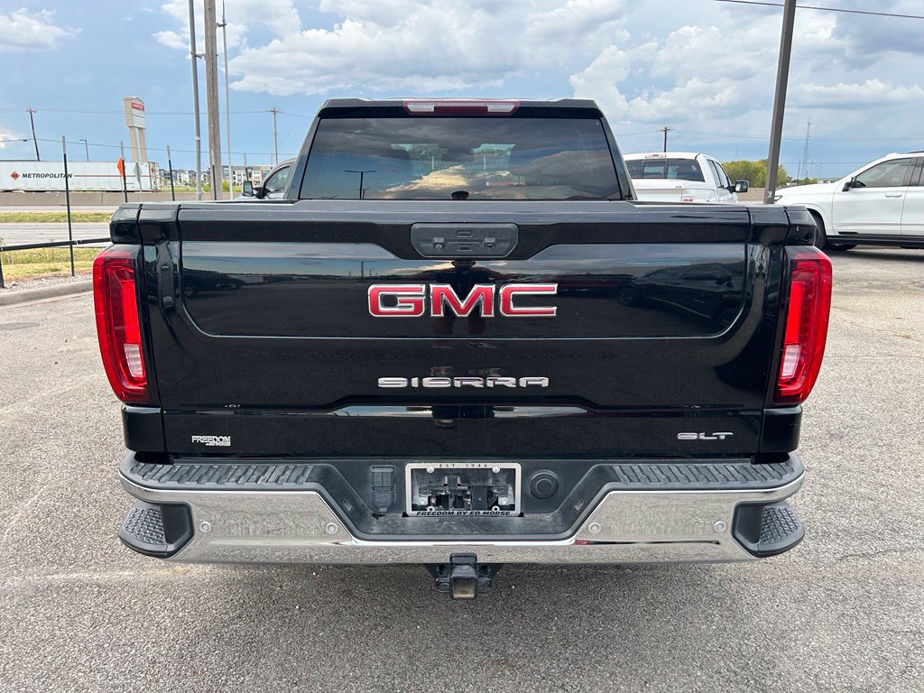 Used 2022 GMC Sierra 1500 SLT RWD image 4