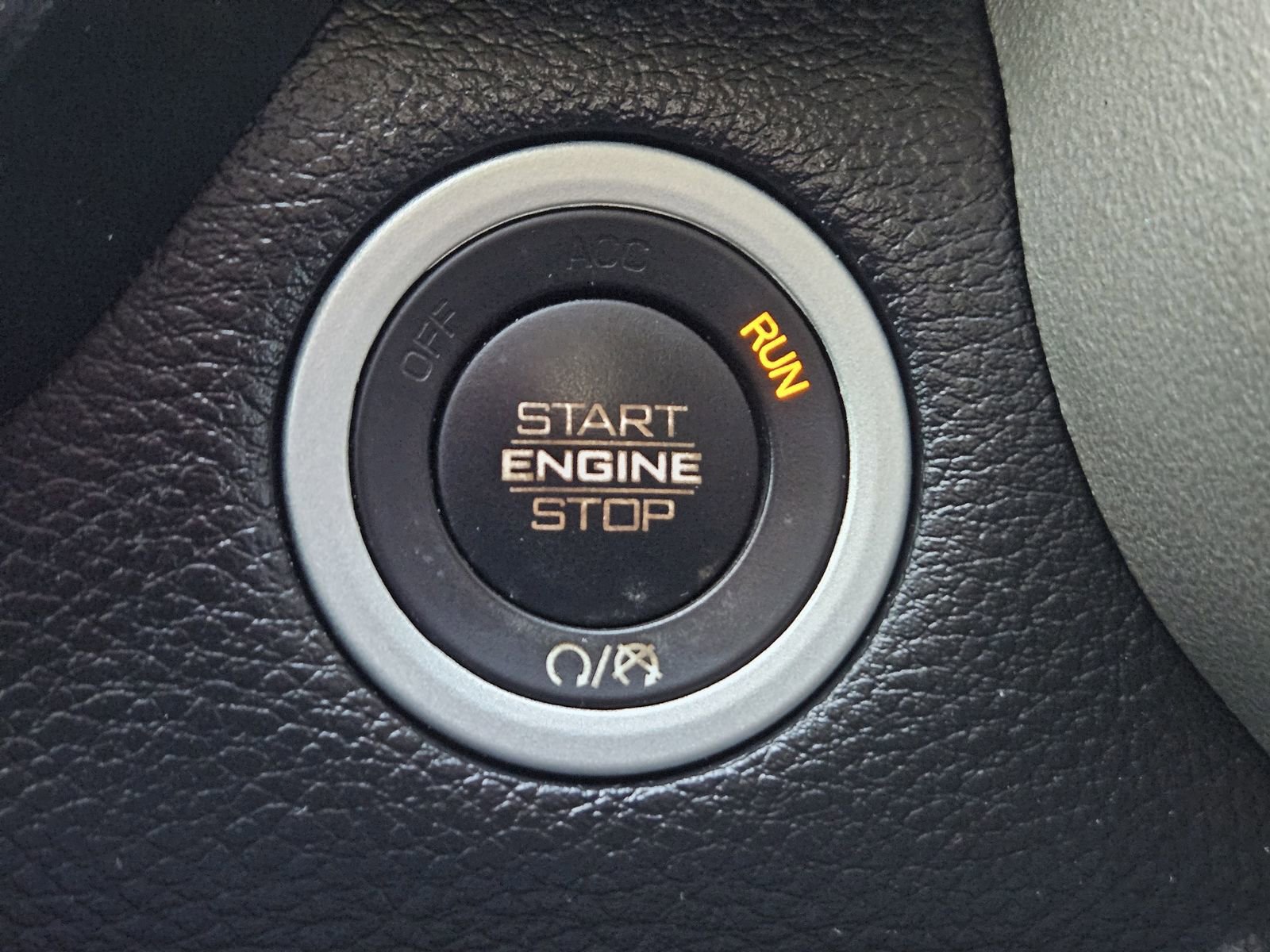 Used 2020 RAM 1500 Laramie AWD/4WD image 24