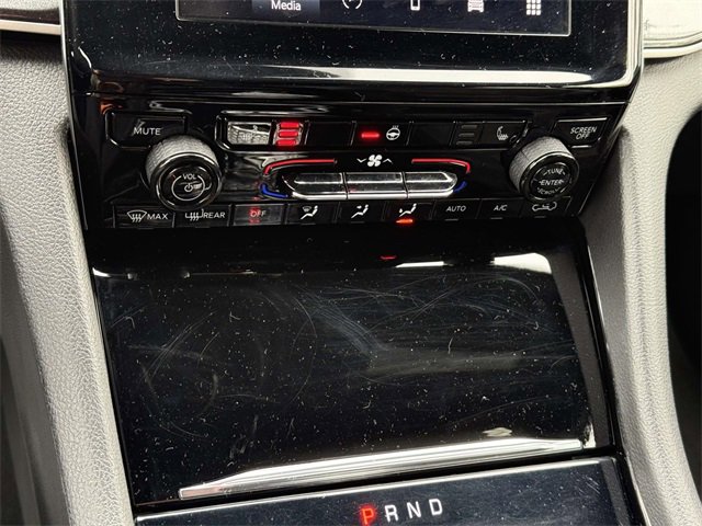 Certified 2022 Jeep Grand Cherokee Altitude image 29