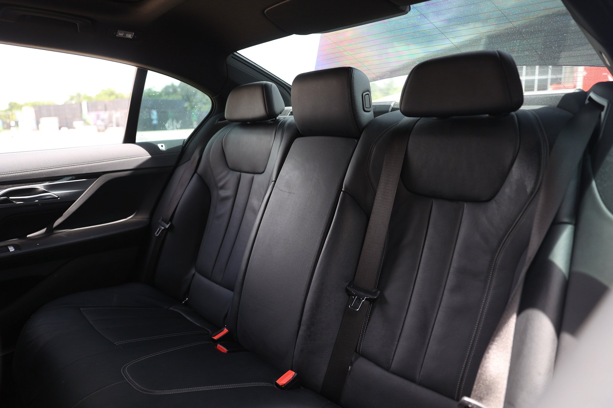Used 2019 BMW 740i w/ M Sport Package RWD image 11
