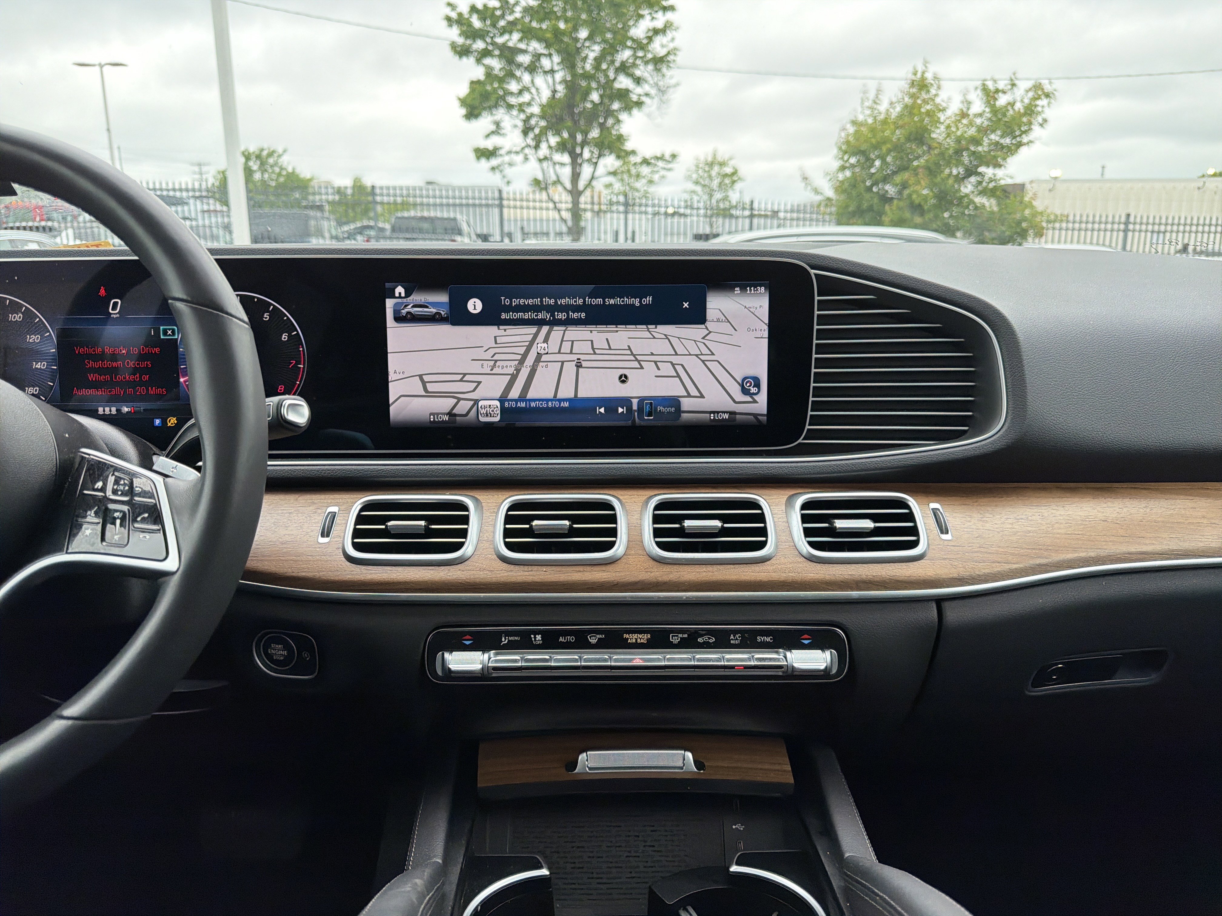 Used 2025 Mercedes-Benz GLE 350 4MATIC image 31