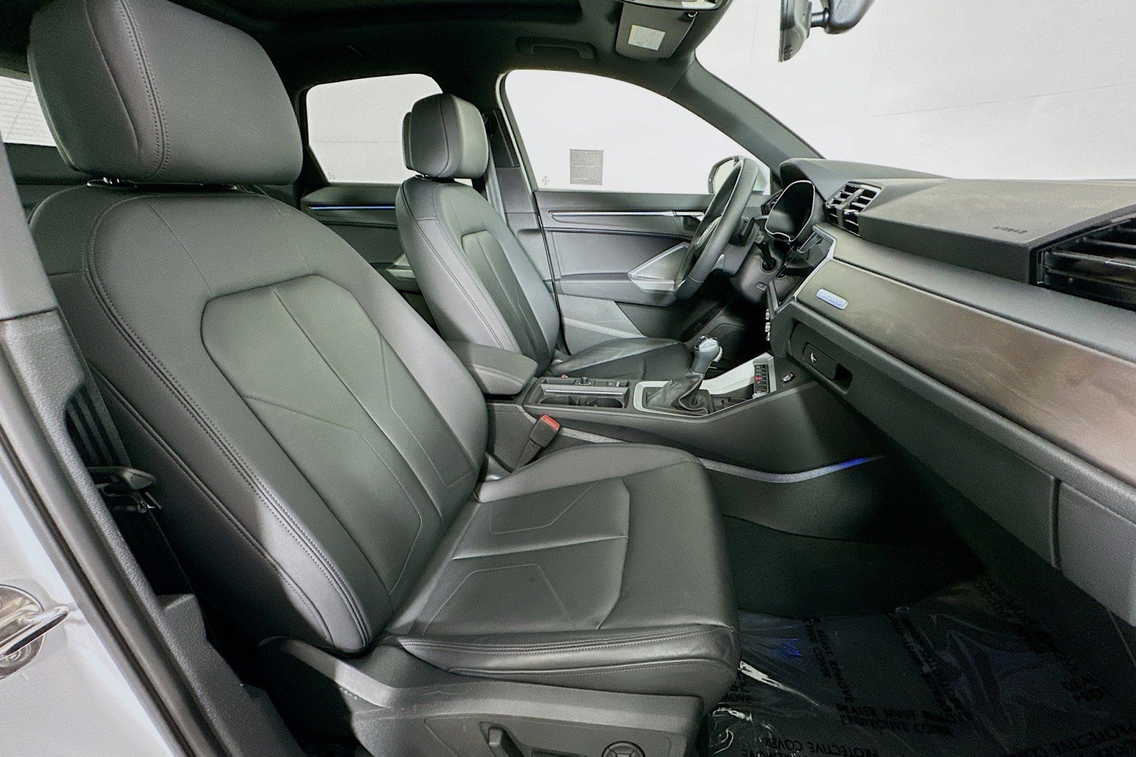 Used 2025 Audi Q3 2.0T Premium Plus w/ Premium Plus Package image 8