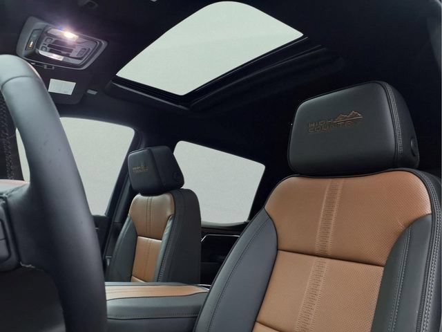 New 2026 Chevrolet Silverado 1500 High Country AWD/4WD image 17