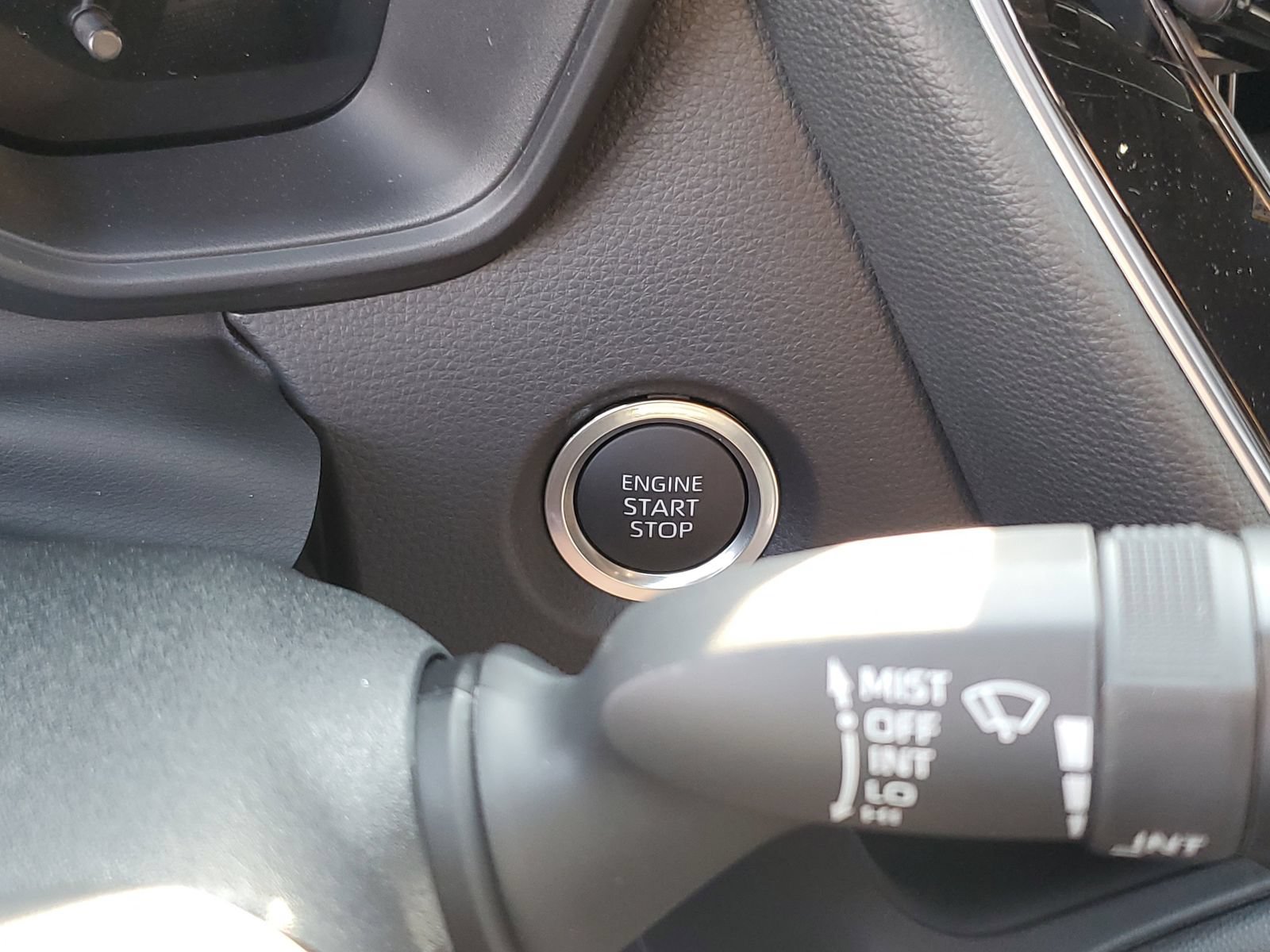 New 2026 Toyota Corolla SE FWD image 24